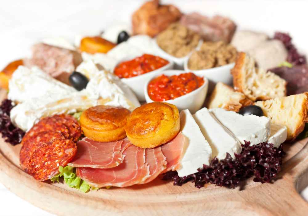 Here Are The 10 Exquisite Serbian Appetizers! 1 serbian appetizers plate