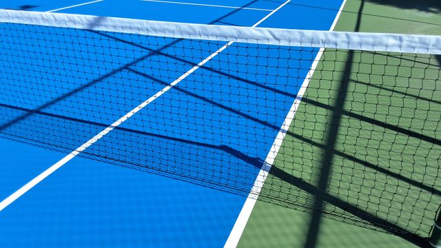what does hajde mean tennis court
