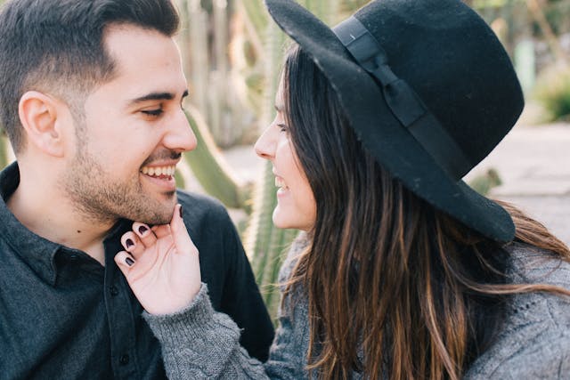 Dating in Serbia: Your Detailed Guide 3 dating in serbia man and woman flirting
